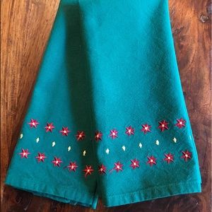 Holiday Guest Towels - 2